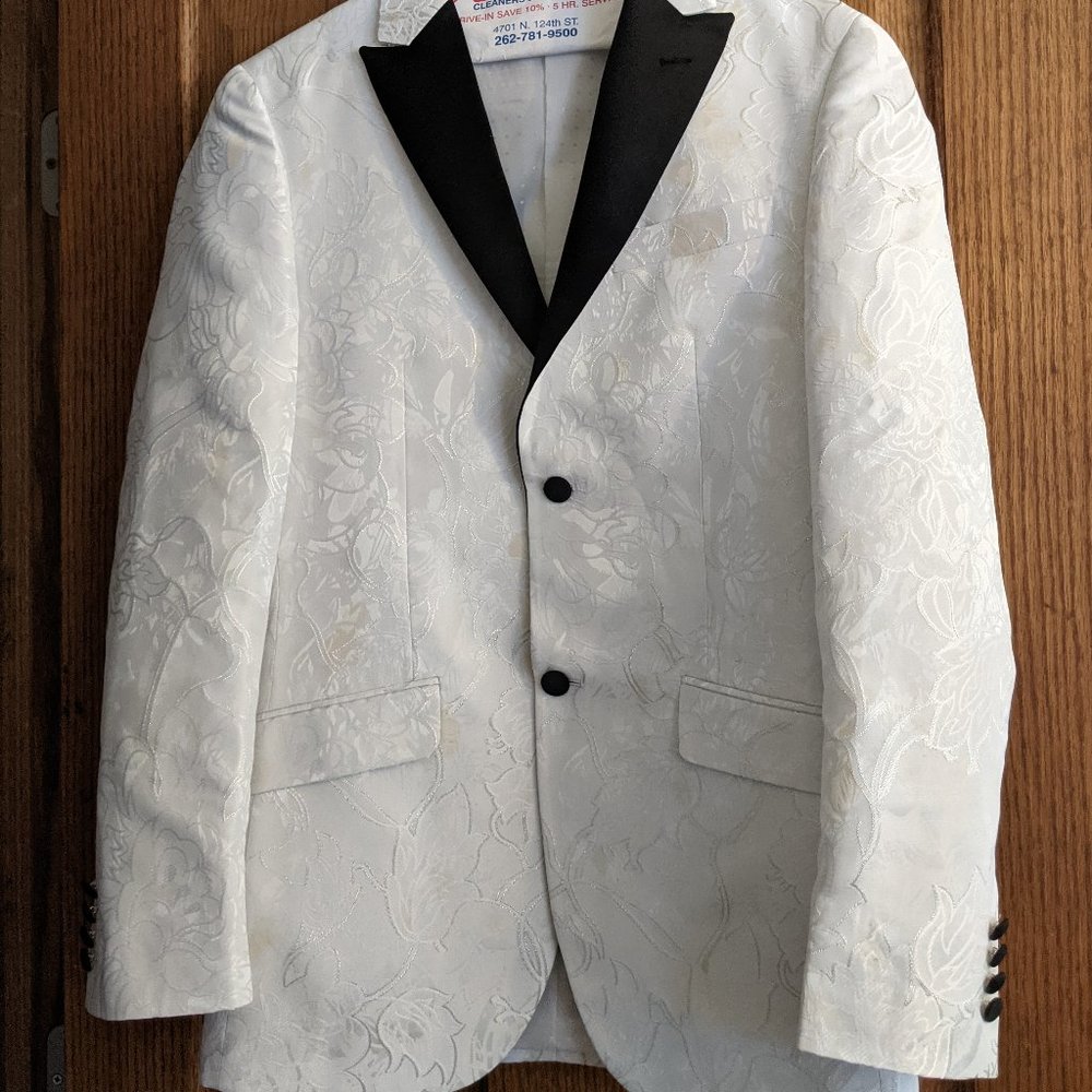 RETRO PARIS WHITE AND BLACK SUIT COAT FOR PROM MENS SIZE 38L/32